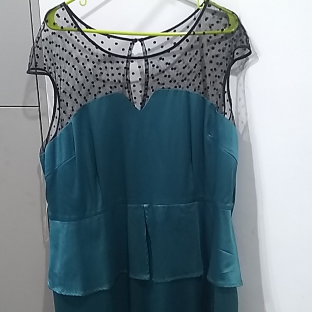 Steve Harvey  Green silk plum dress - Picture 3 of 7